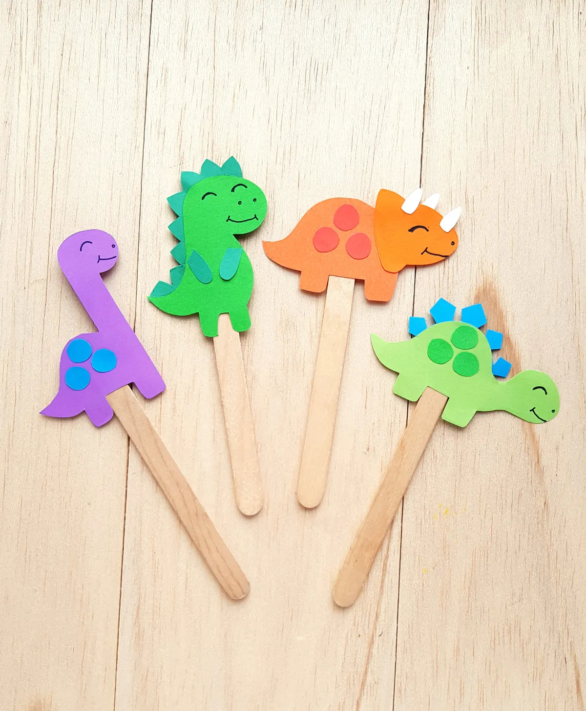 Dinosaur Puppet Craft Free Template Moms And Crafters